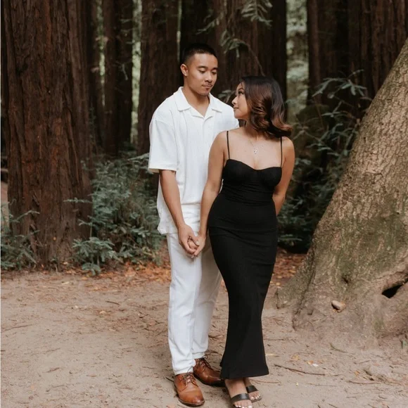 Elegant Black Evening Dress - Picture 8 of 8